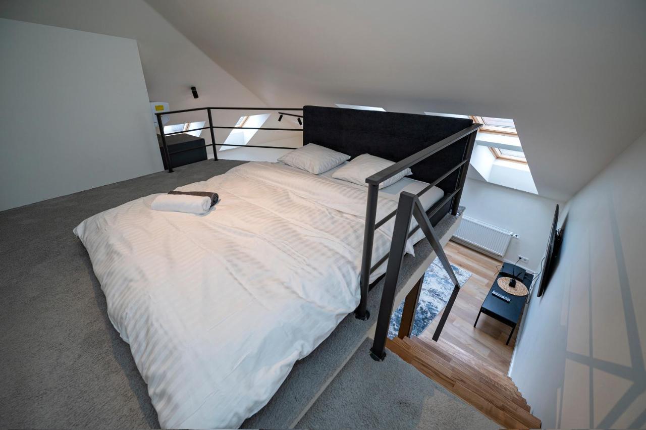 Loft 1 Bd Old Town Apartment By Hostlovers Kaunas Luaran gambar